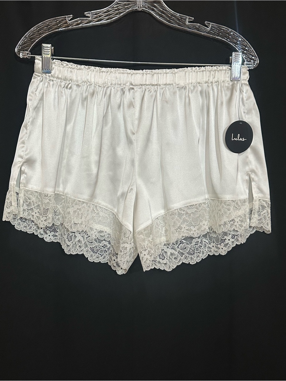 NWT Lulus Perfect Romance Ivory Satin Lace Shorts Size Large